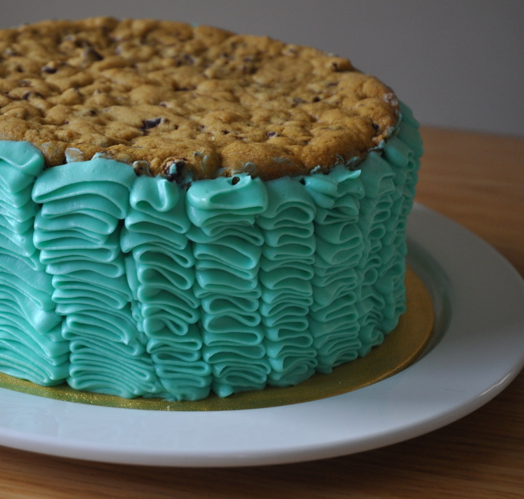 Cake, cookie dough, cake, chocolate chip cookie. Mmmmm.